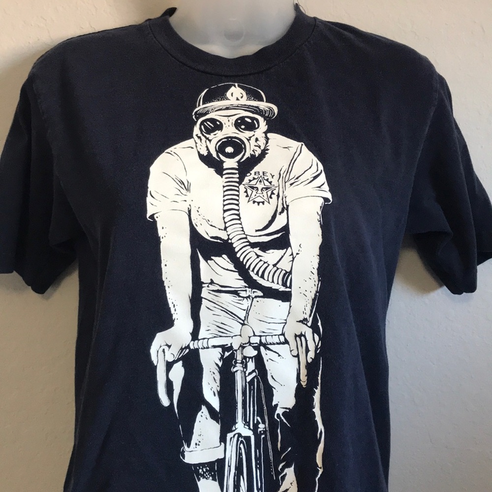 OBEY T-shirt Size S